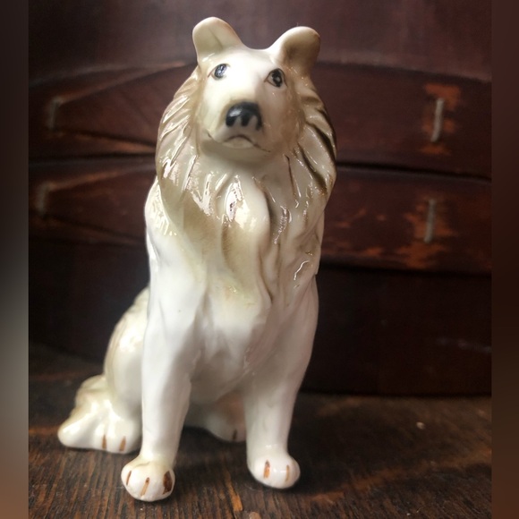 VINTAGE Rough Collie Dog Figurine Collectible/ Cake Top- Hand Painted Bone China - Picture 11 of 14